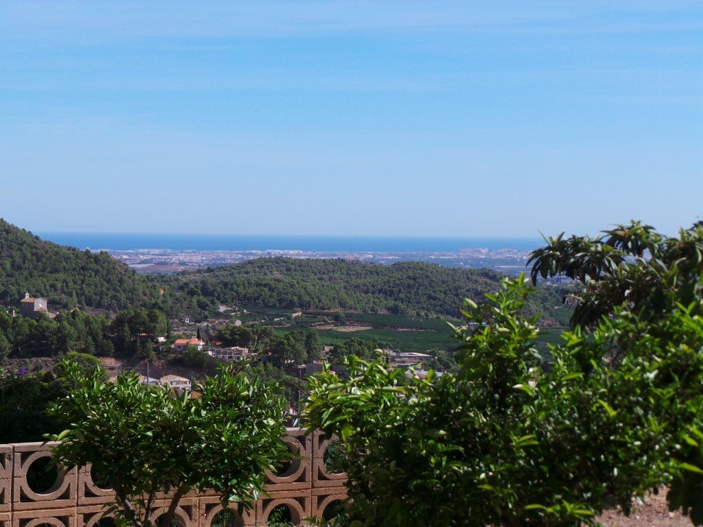 Views From A Naquera Property for 150,000 Euros