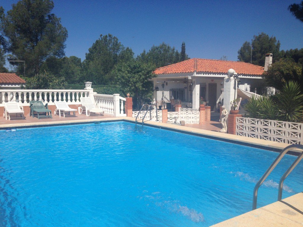 Cute Olocau Villa with Pool
