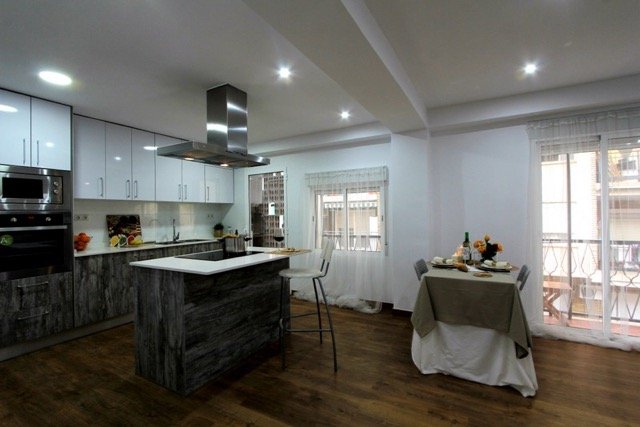 Valencia Property For Sale in En Corts