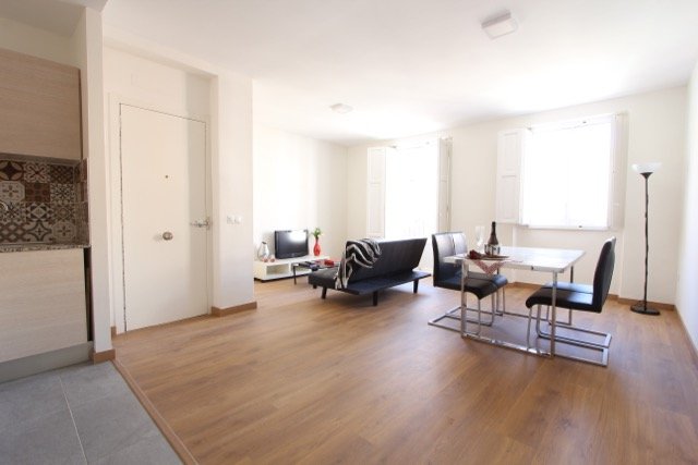 Valencia Property For Sale in Nou Moles