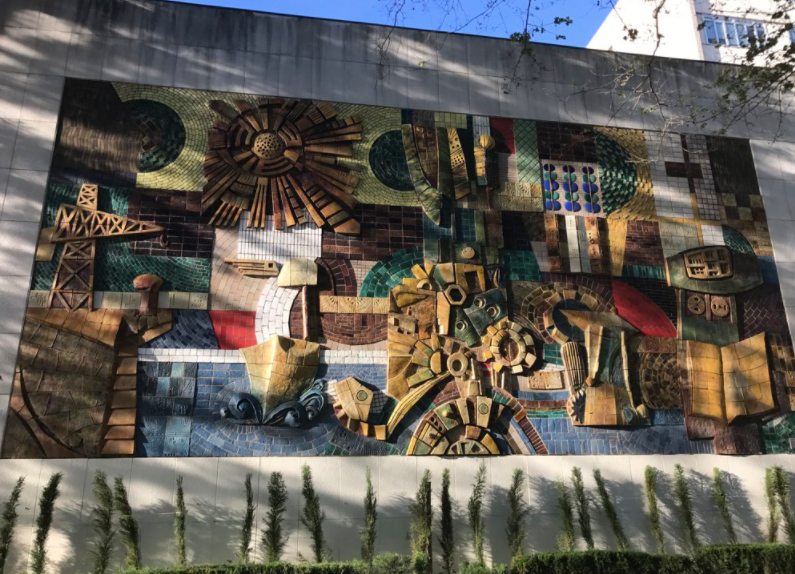 Valencia Has a Huge Student Population. The University, Poly and private Universities can be found in various districts of the city