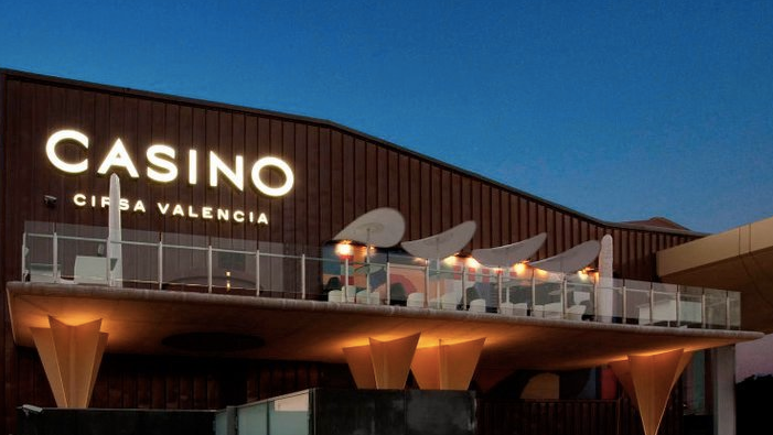 If you are into a night at the Casino then Valencia has two, one near the Congress Palace and the other in Puzol