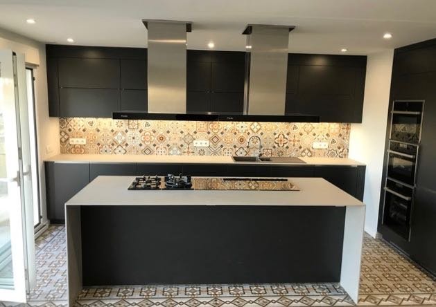 Calle Filipinas Finished Kitchen