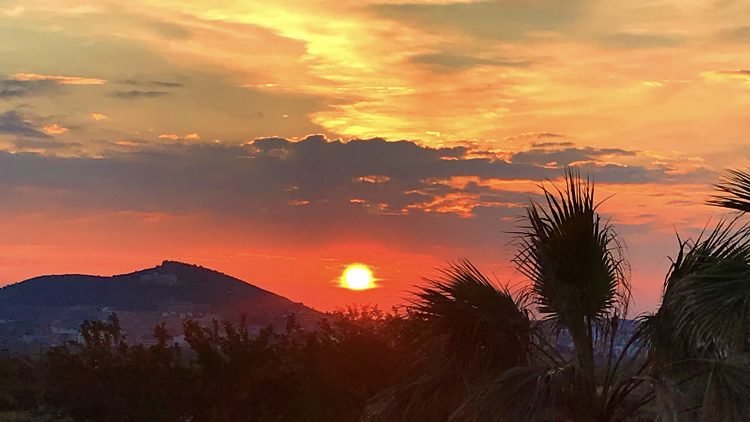 Relocating to Valencia to enjoy epic Valencia Sunsets