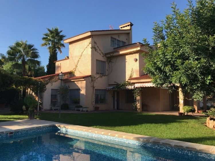 Great Value Property in Ribarroja