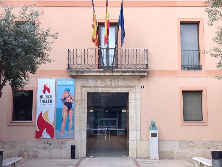 Fallas Museum Entrance in Monteolivete