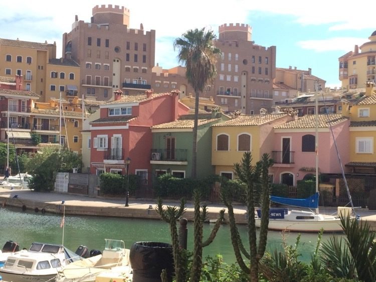 Port Saplaya in Alboraya