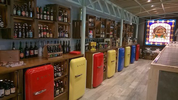 cervezas del mercado bar in Valencia