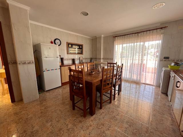 Property 1877 - Image 13