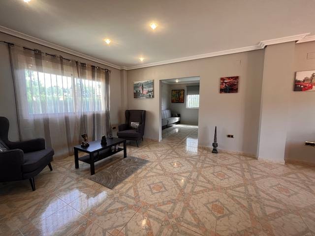 Property 1877 - Image 14