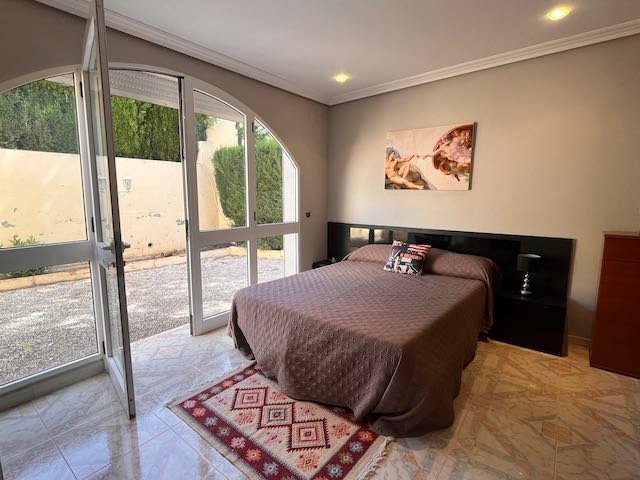 Property 1877 - Image 25