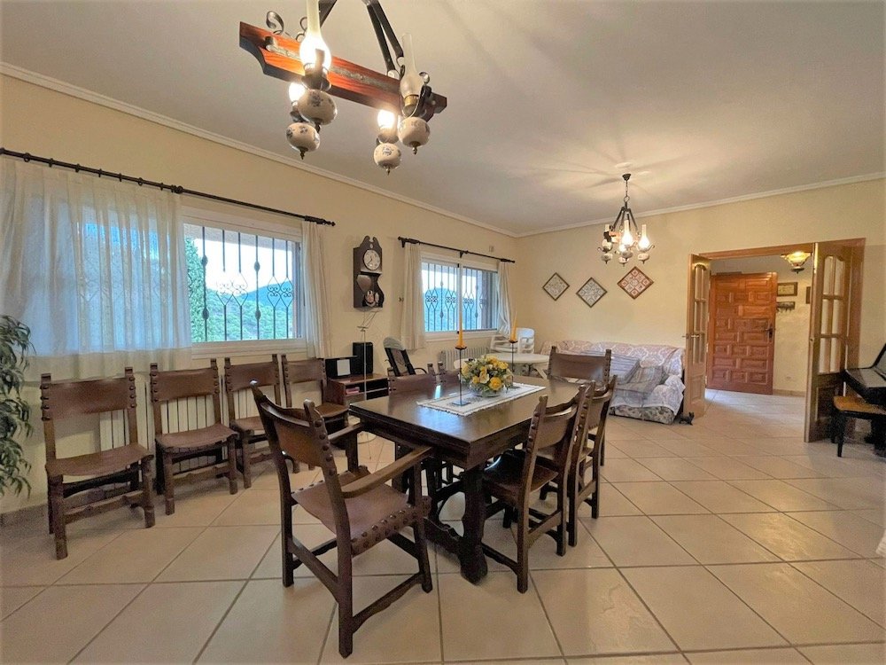 Property 2009 - Image 19