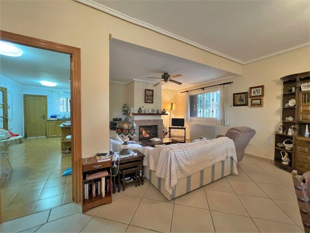 Property 2009 - Image 22