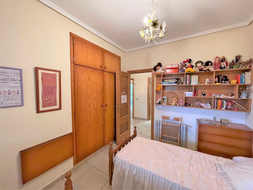 Property 2009 - Image 31