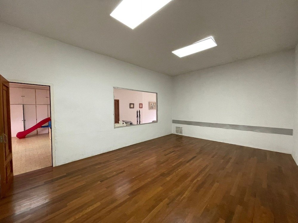 Property 2009 - Image 47