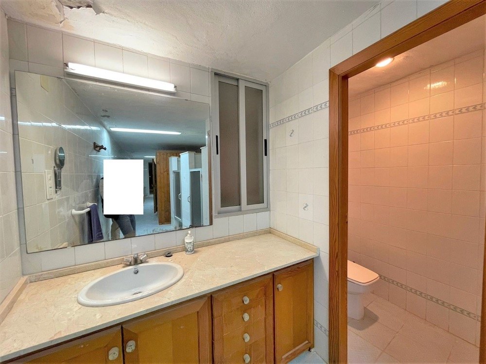 Property 2009 - Image 49