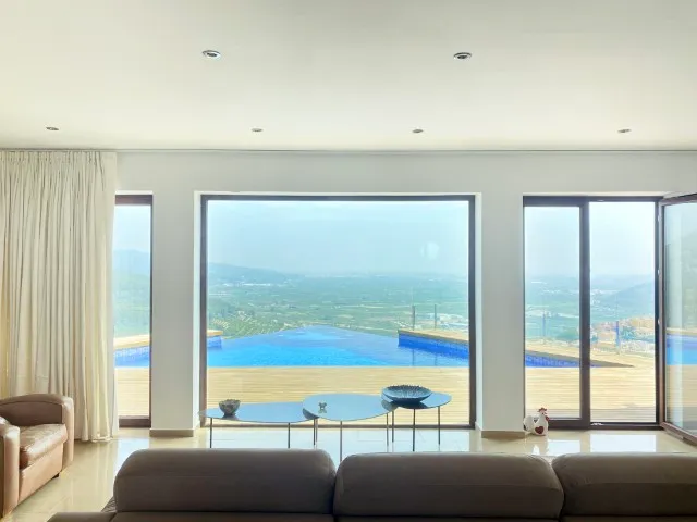 Property 2020 - Image 21