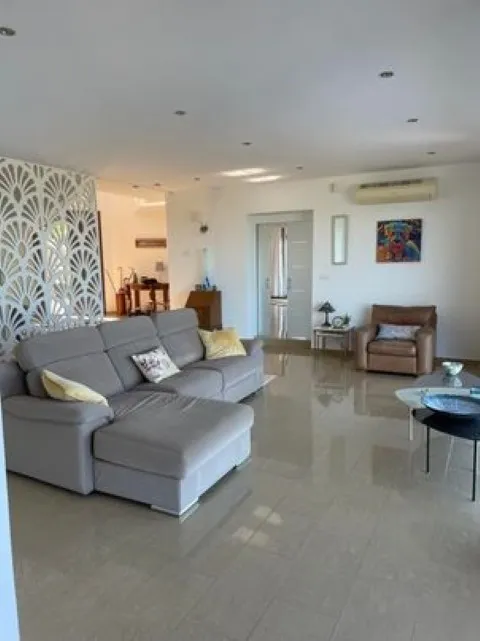 Property 2020 - Image 22