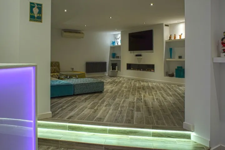 Property 2020 - Image 40