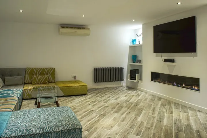 Property 2020 - Image 42