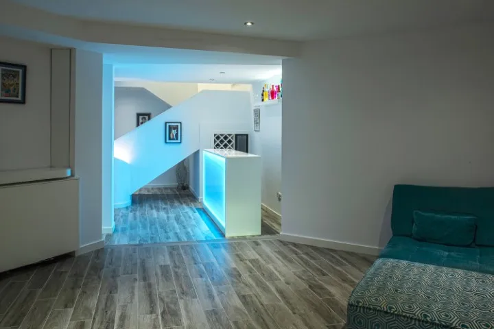 Property 2020 - Image 43