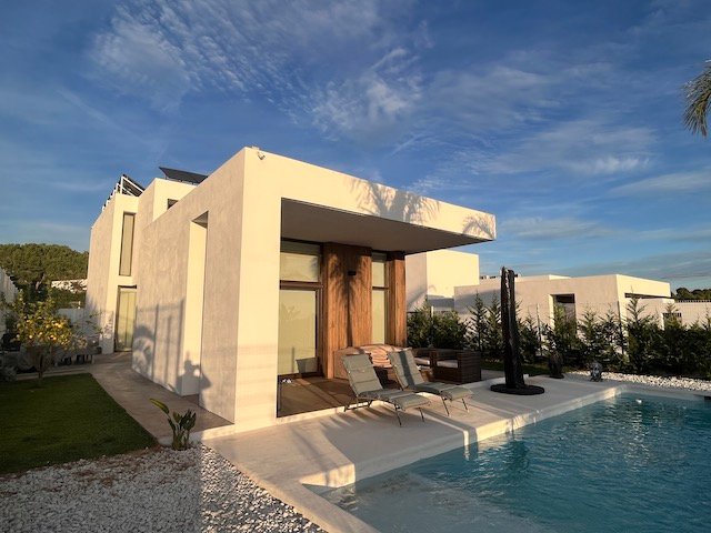 Property 2114 - Image 4