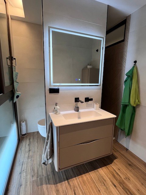 Property 2114 - Image 10