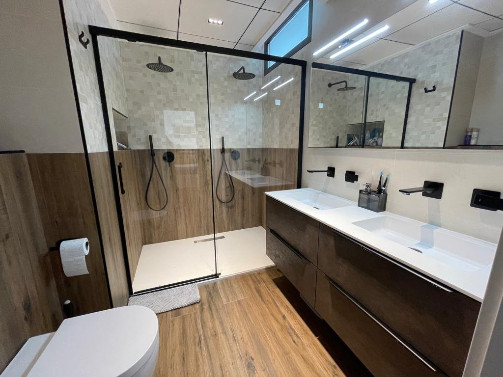 Property 2114 - Image 33