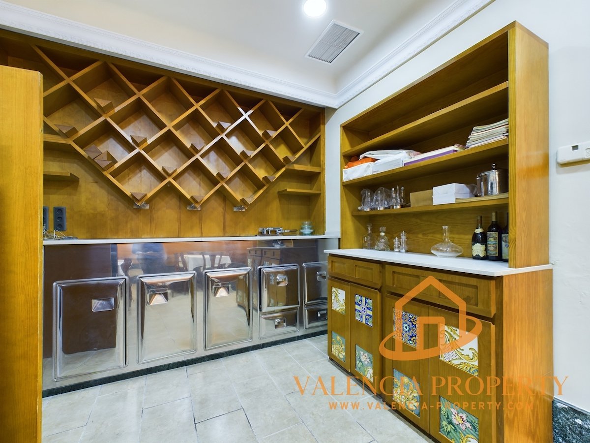 Property 2143 - Image 9