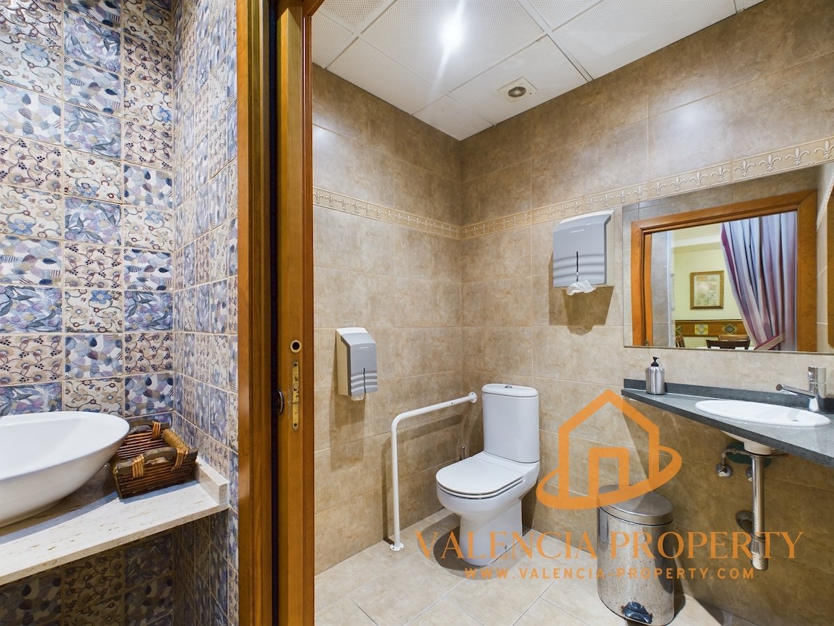 Property 2143 - Image 16