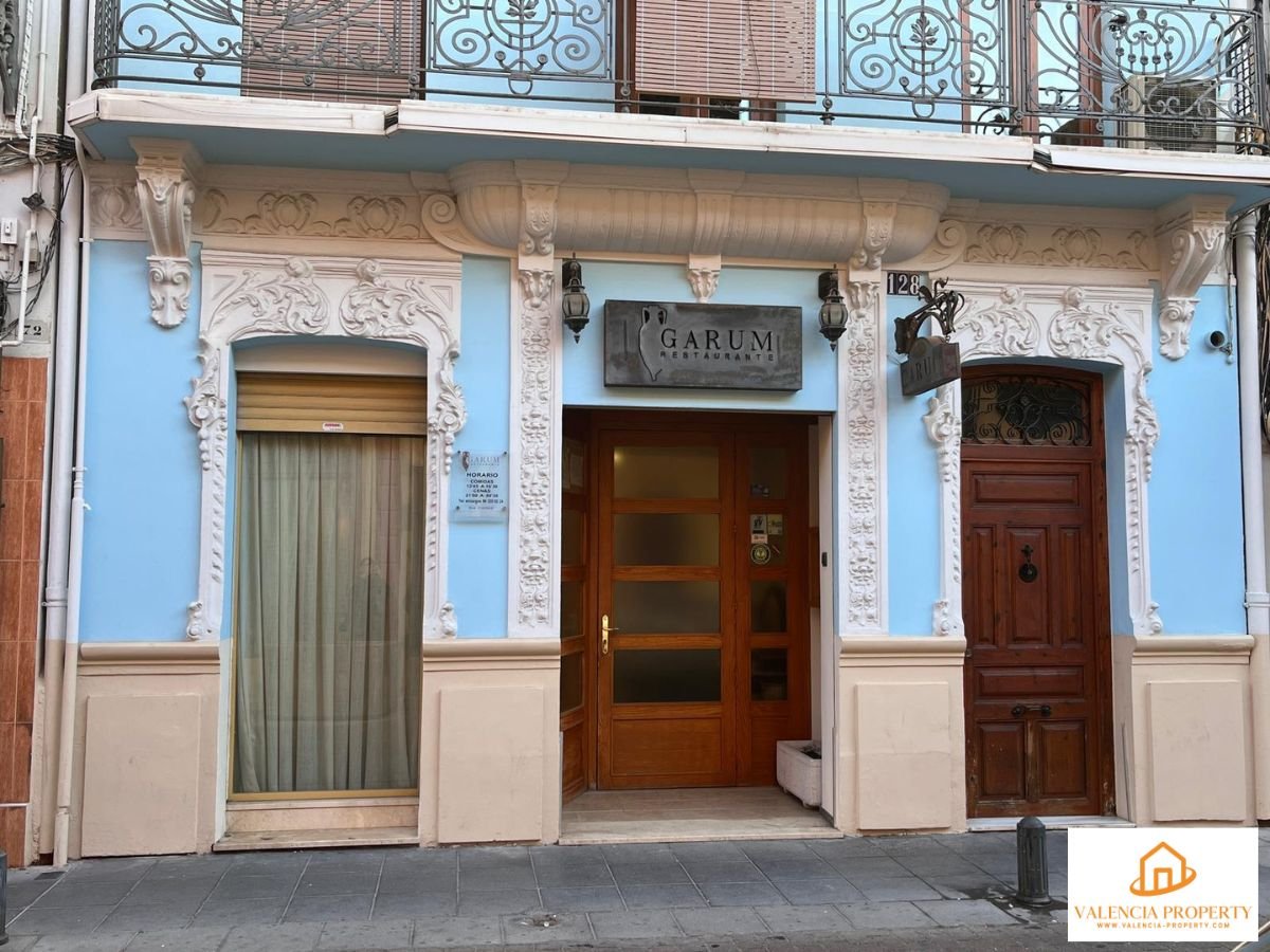 Restaurant in the old fishing quarter in Valencia in Valencia Beach Area