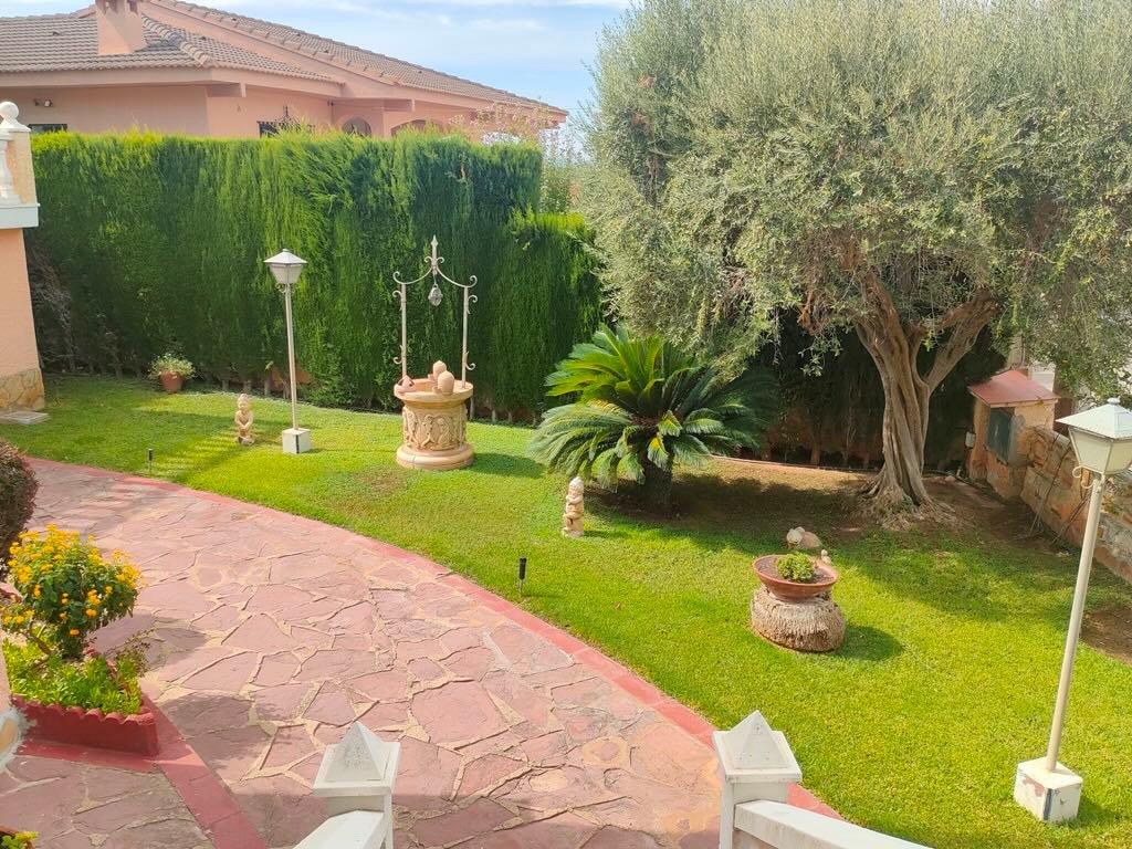 Property 2148 - Image 17