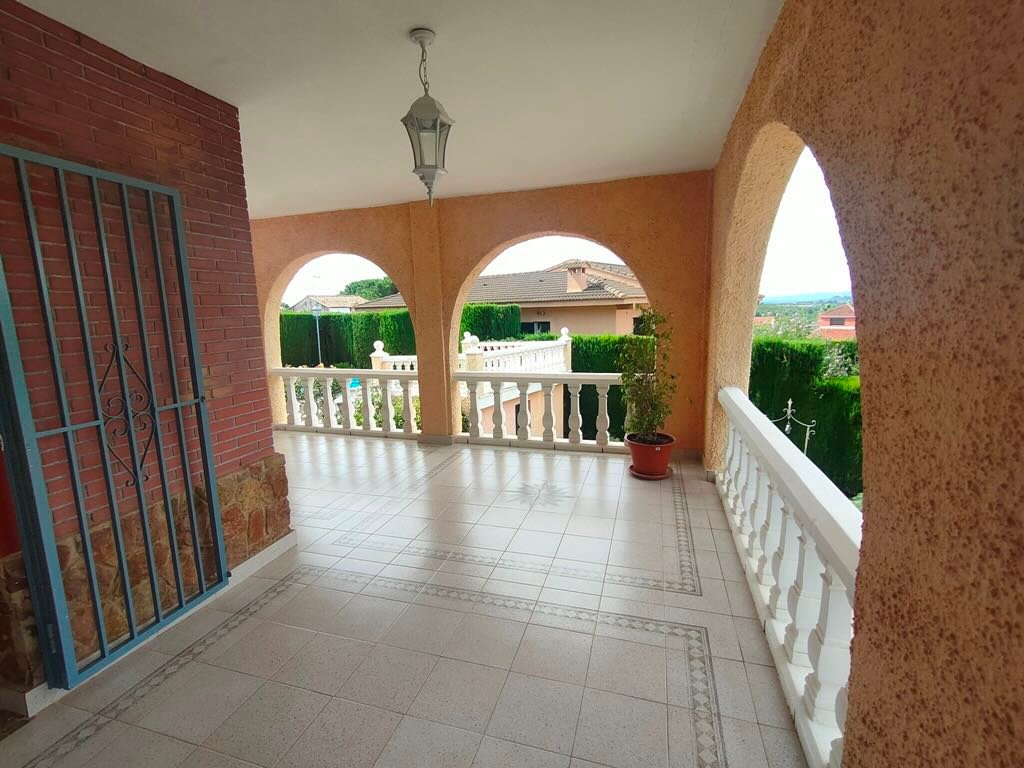 Property 2148 - Image 18