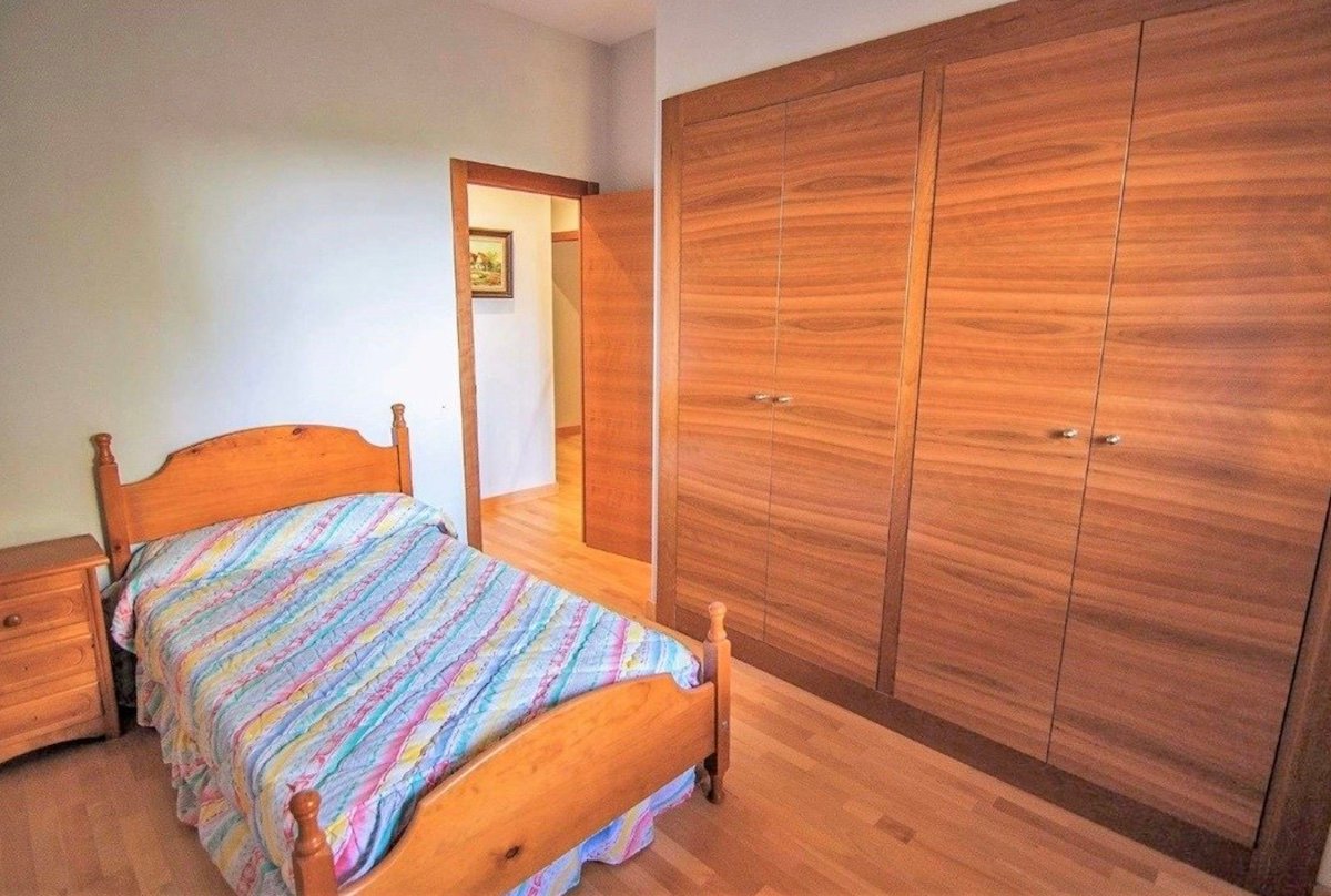 Property 2160 - Image 15