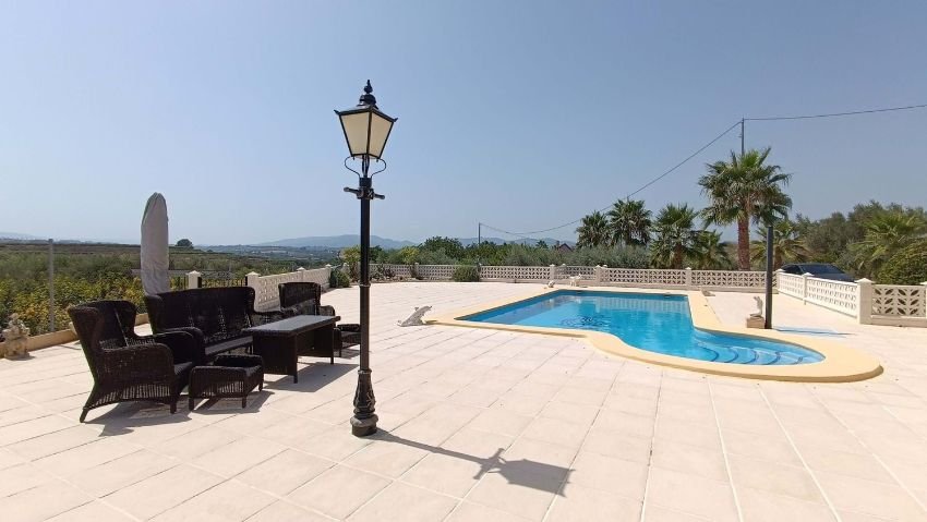 Property 2162 - Image 20