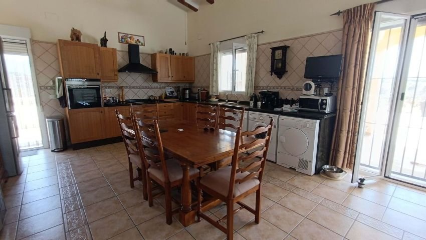 Property 2162 - Image 5