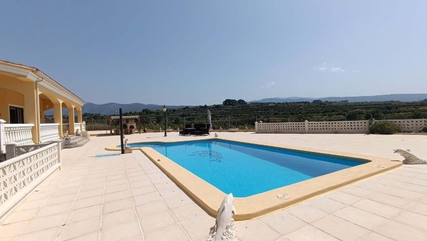 Property 2162 - Image 4