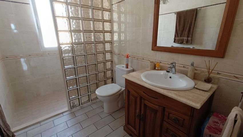 Property 2162 - Image 8