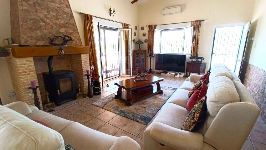 Property 2162 - Image 14