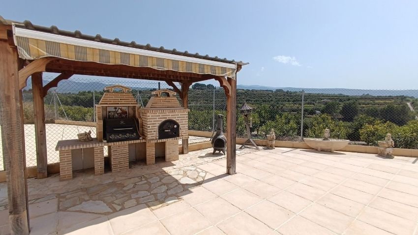 Property 2162 - Image 16