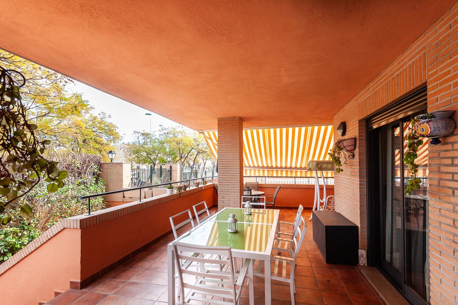 Property 2166 - Image 28