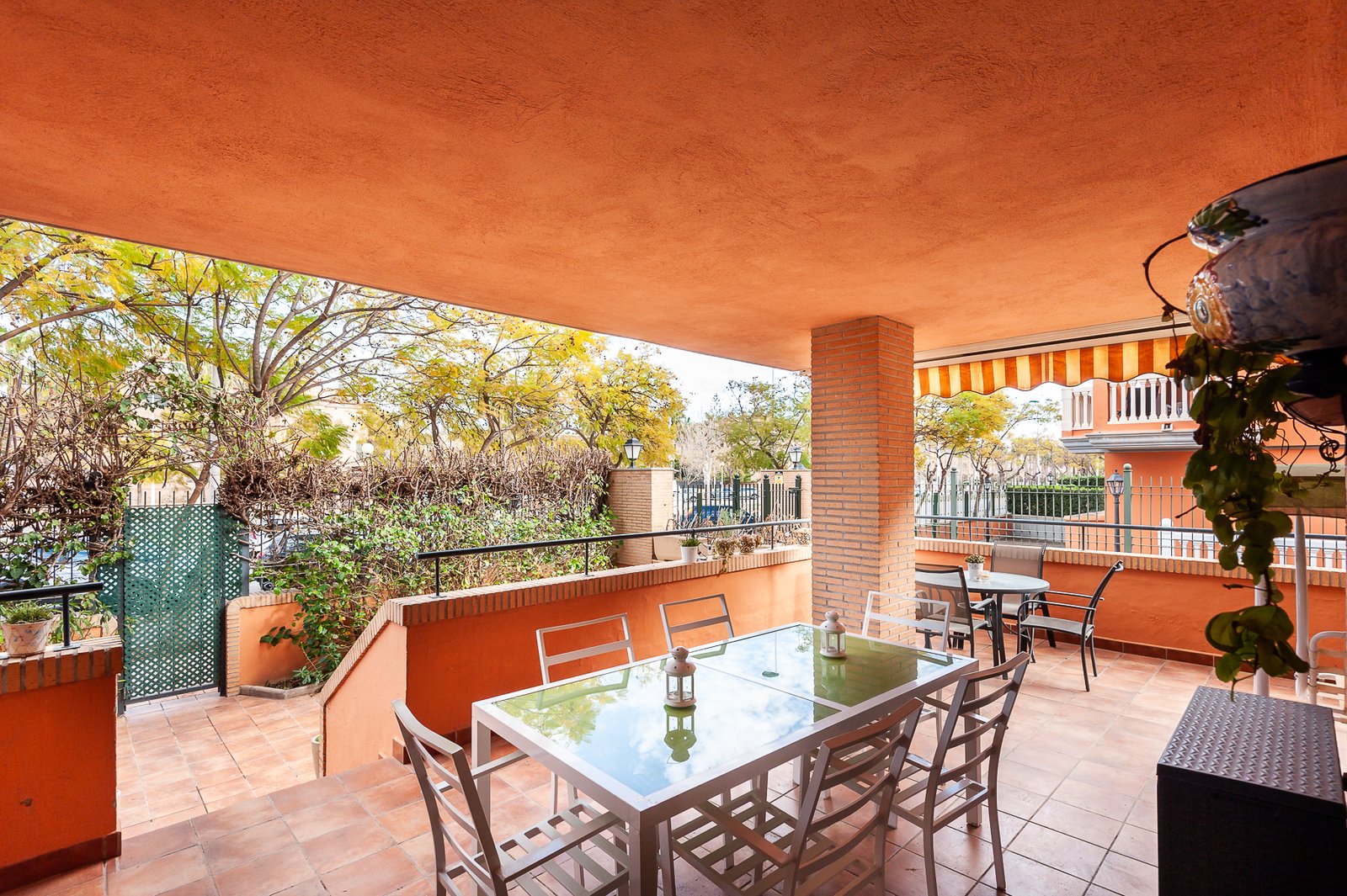 Property 2166 - Image 39