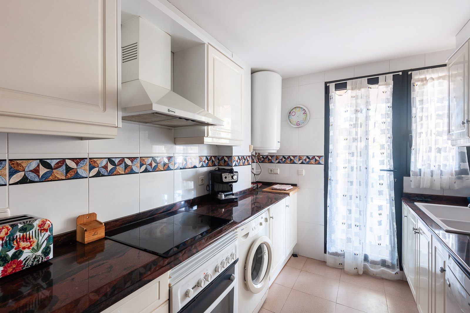 Property 2166 - Image 44