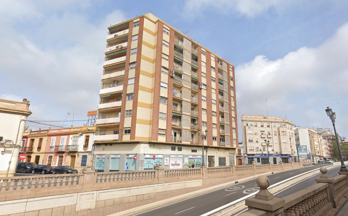 Five Studios in Valencia City