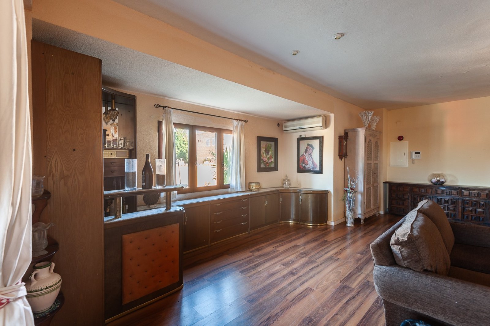 Property 2189 - Image 32