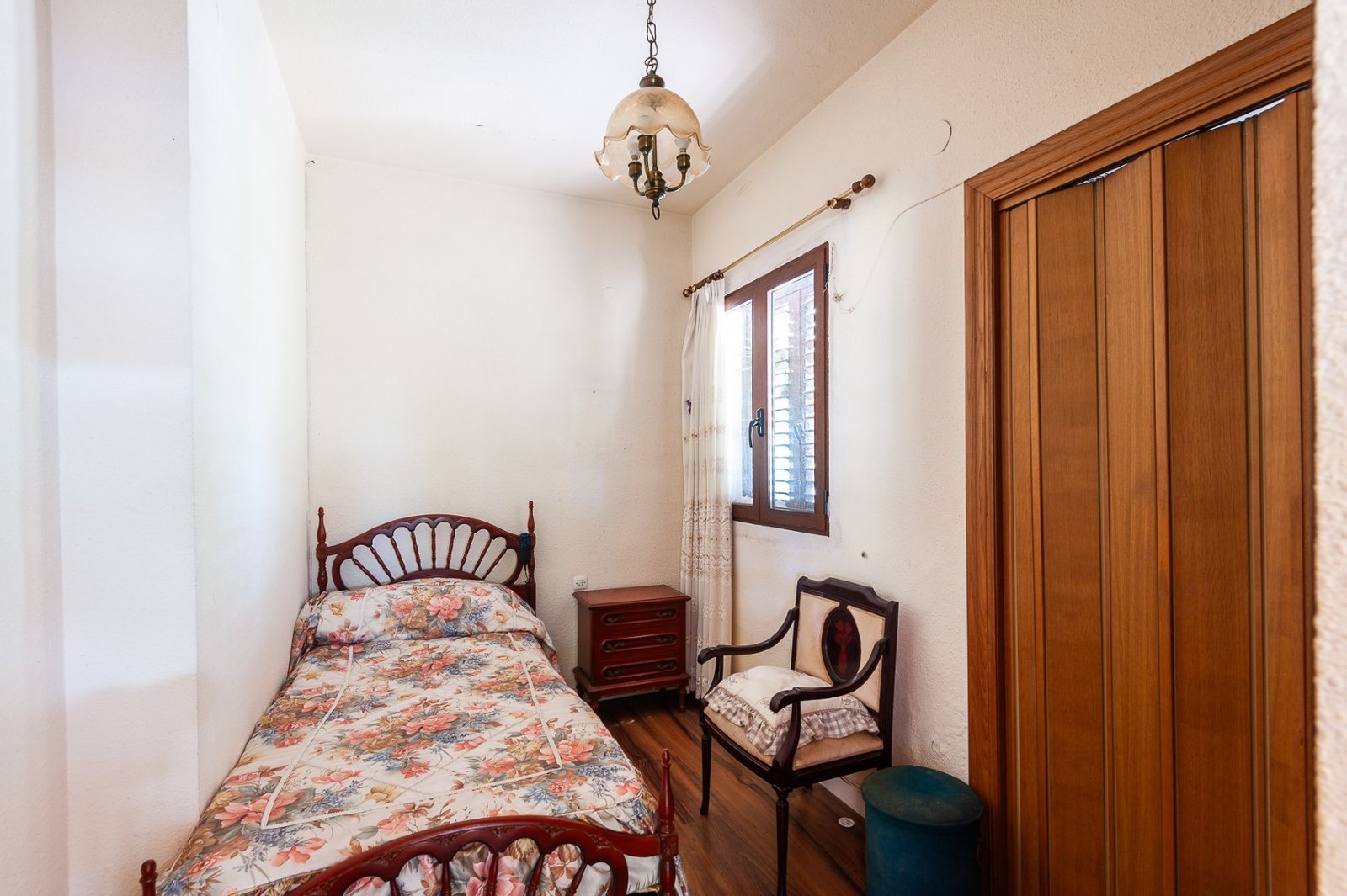 Property 2189 - Image 44