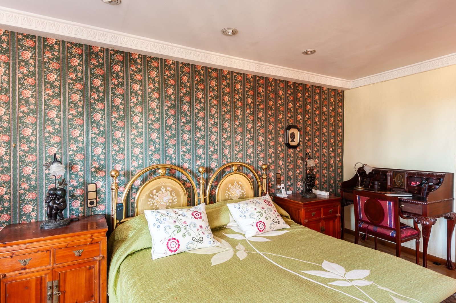 Property 2189 - Image 60