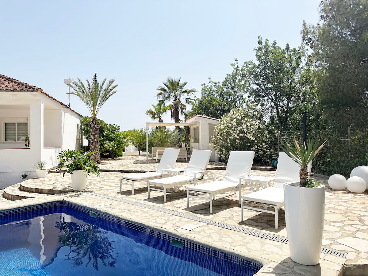 Property 2195 - Image 20