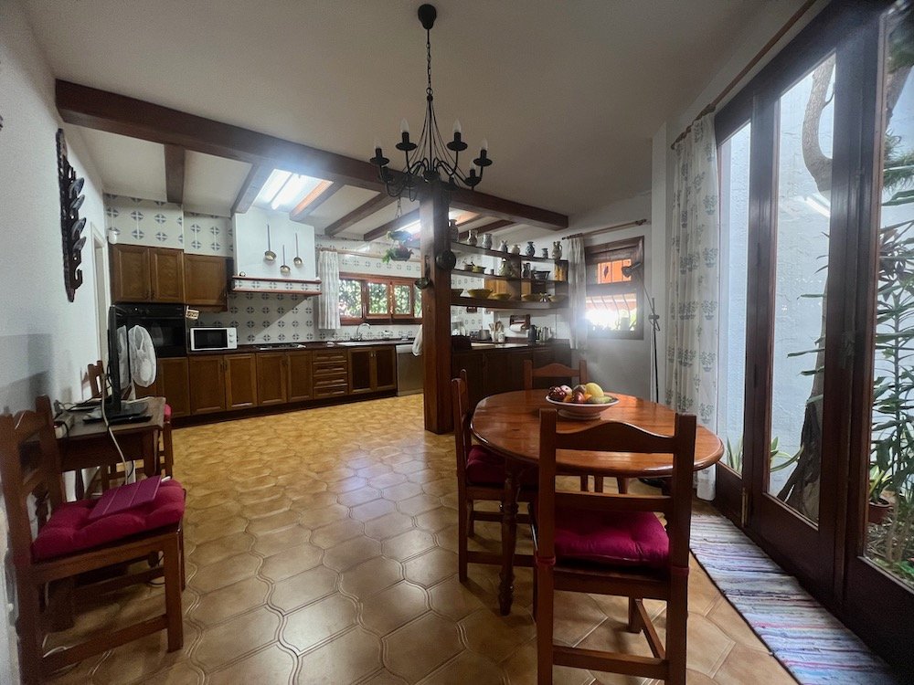 Property 2228 - Image 19