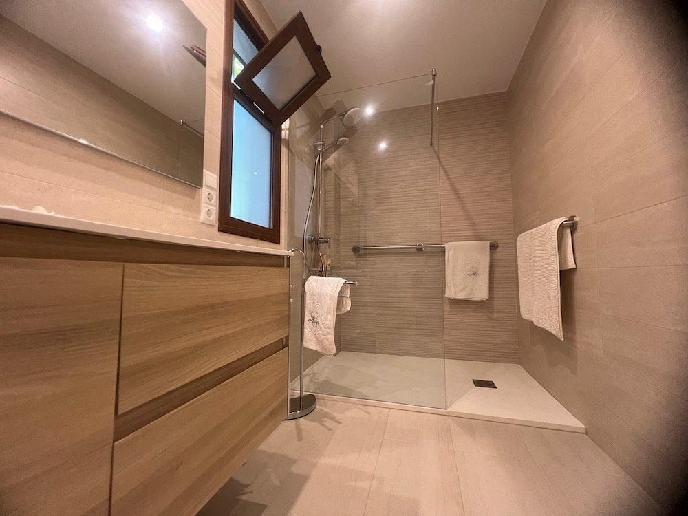 Property 2228 - Image 31